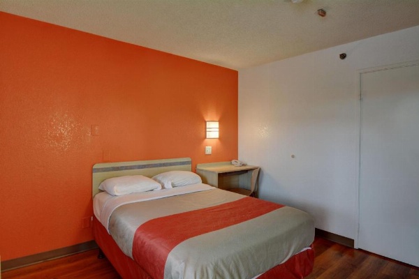 Motel 6-Wethersfield, CT - Hartford image 12