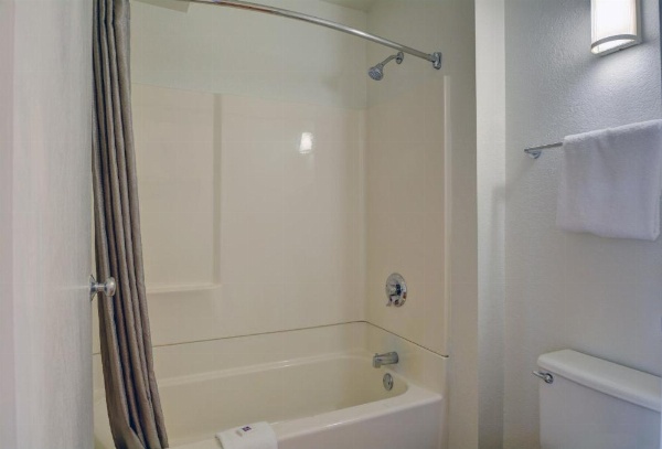 Motel 6-Wethersfield, CT - Hartford image 14