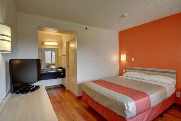 Motel 6-Wethersfield, CT - Hartford image 25