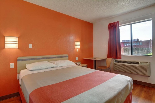Motel 6-Wethersfield, CT - Hartford image 28