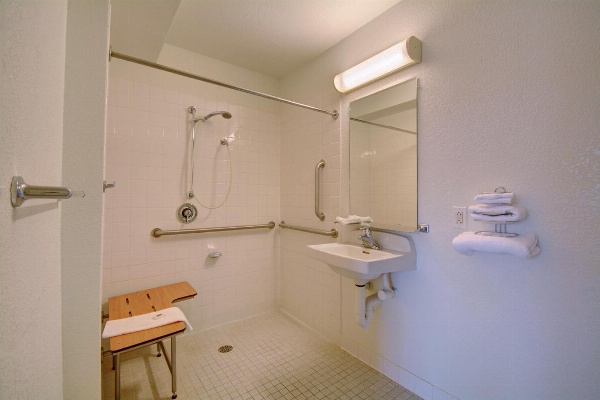 Motel 6-Wethersfield, CT - Hartford image 7